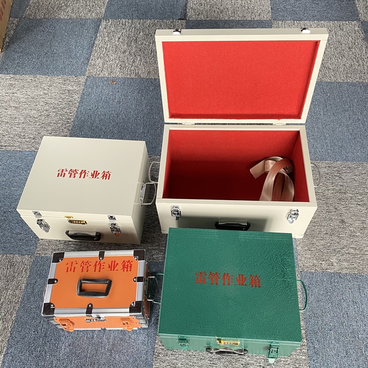 桑植爆破工程作业箱如何选择？玻璃钢与传统材质的全面对比